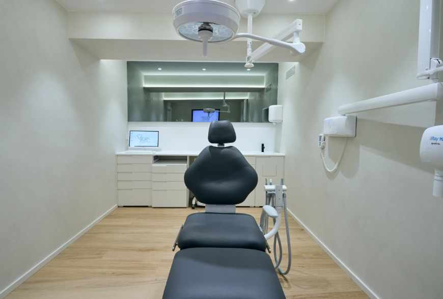colocación implante dental